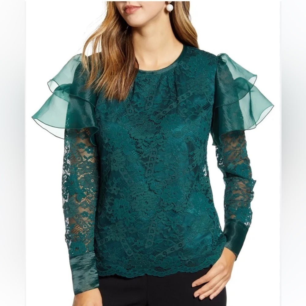 Rachel Parcell Emerald Green Ruffle Shoulder Lace Blouse